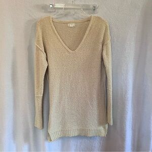 Caslon Women's V-Neck Sweater in Cream